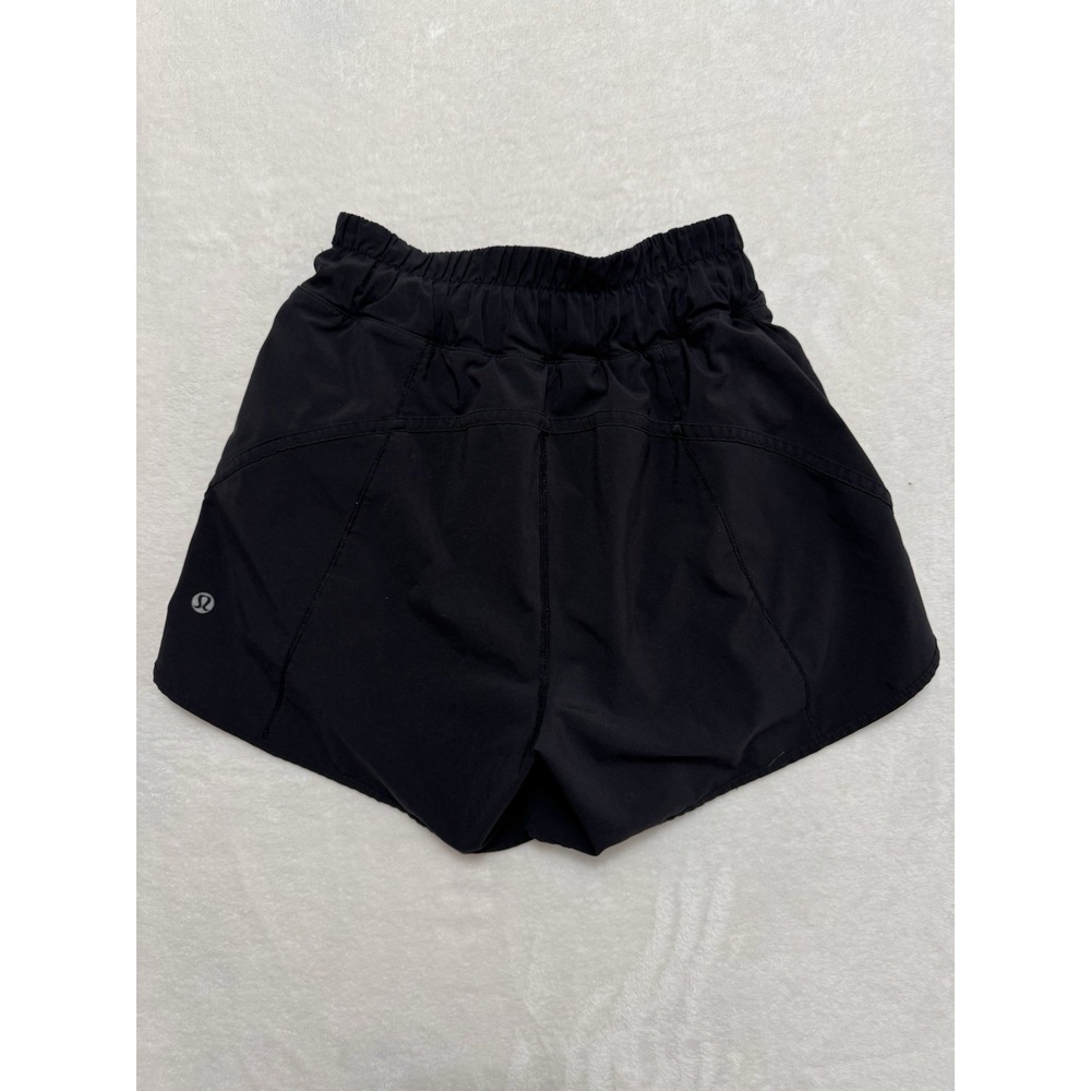 Lululemon Women Hotty Hot Mid Rise Lined Short Black Size 4